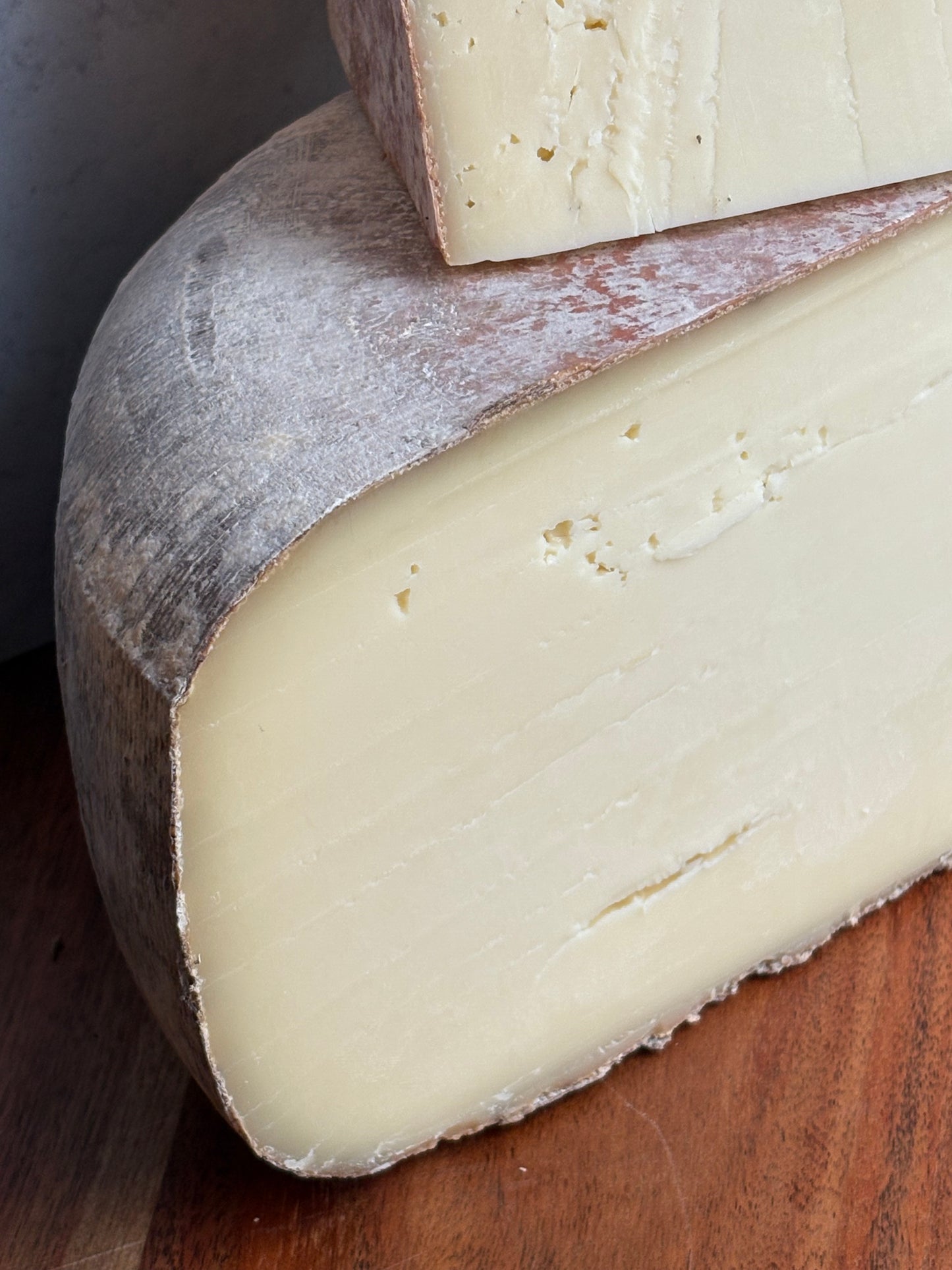 Landmark Creamery Zentner Alpine, made from Brown Swiss cow milk