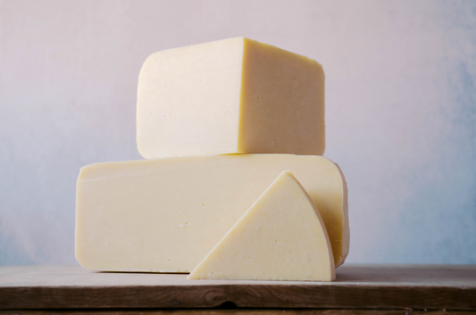 Landmark Creamery Fontina, queso de leche de vaca sabroso y cremoso