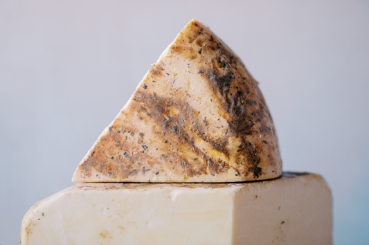 Landmark Creamery Fontina, queso de leche de vaca sabroso y cremoso